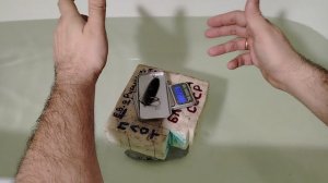 ИНТЕРЕСНАЯ БЛЕСНА ИЗ СССР НОРВЕГА, ПРОВЕРЯЕМ ЕЕ ИГРУ В ВАННОЙ. НОСТАЛЬГИЯ ПО СНАСТЯМ СССР.