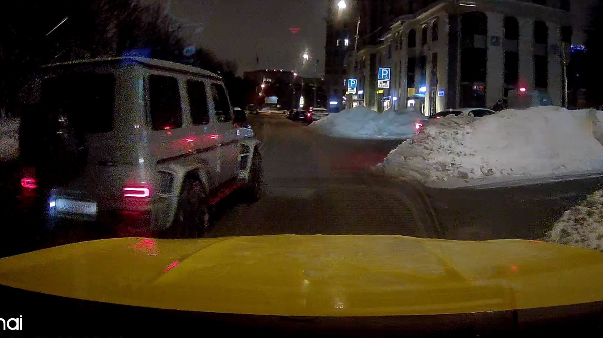 ГЕЛИК VS ТАКСИ: КОНФЛИКТ НА ДОРОГЕ МОСКВЫ смотреть онлайн