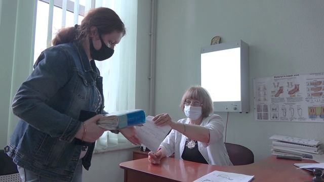 Ваша оценка меняет медицину ДНР! 🏥 смотреть онлайн