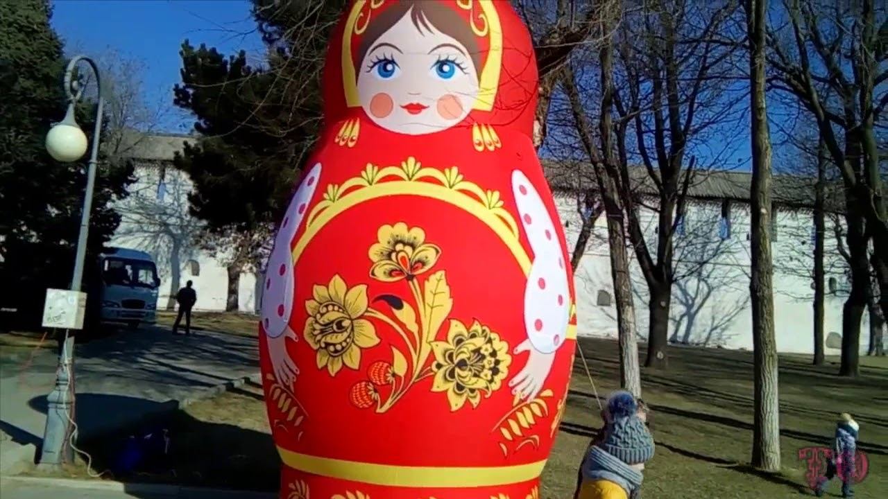 ГУЛЯЕТ МАСЛЕНИЦА В АСТРАХАНИ, АСТРАХАНЦЫ ОТДЫХАЮТ смотреть онлайн