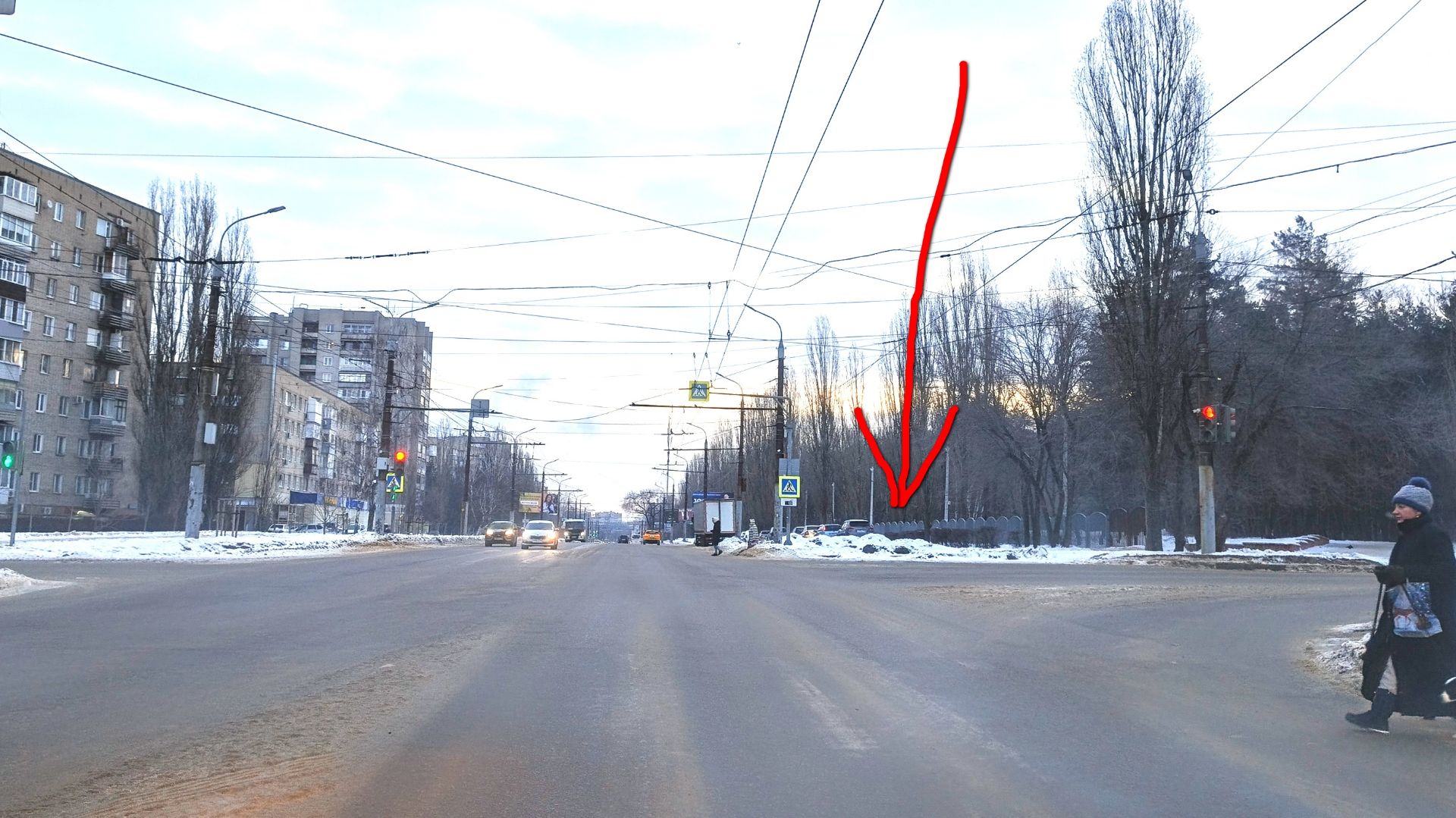 Воронеж: Нужна новая остановка..Именно здесь..за перекрёстком. смотреть онлайн