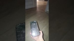 краш-тест телефон iPhone 17 pro max