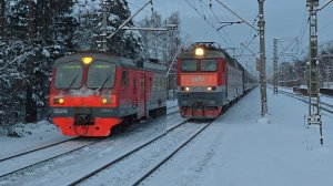 ЭД4М-0262 и догоняющий ЧС7-319 с поездом №375 Воркута–Москва