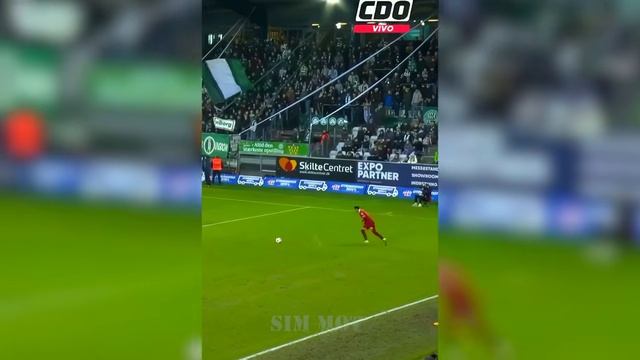 Забавные футбольные моменты 2026 ● Голы l Навыки l Неудачи. Видео из интернета. смотреть онлайн