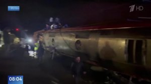 Два скоростных поезда столкнулись в Испании: кадры последствий.