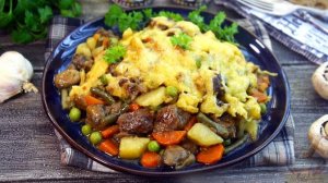 ГОВЯДИНА, ТУШЁННАЯ С КАРТОФЕЛЕМ