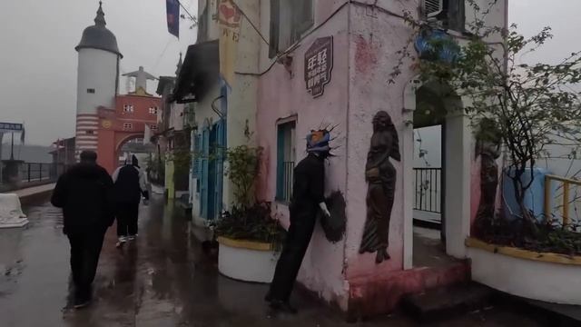 В Это Невозможно Поверить, но Этот Мост Действительно Существует. Видео из интернета. смотреть онлайн