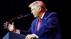 Politico: притязания Трампа на Гренландию подталкивают Европу к разрыву с США