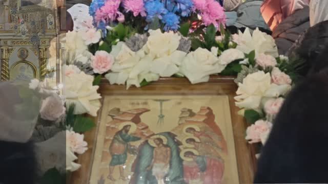 Великое Освящение воды в Крещенский сочельник 18 января 2026 года