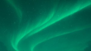 ....Погрузитесь в безмятежный,почти потусторонний звуковой мир под изумрудным небом далёких миров...