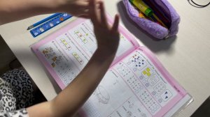 Ответственная первоклашка))))