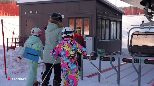 В Арсеньеве обсудили дальнейшее развитие горнолыжного курорта. смотреть онлайн