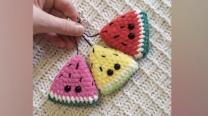 ВИДЕО-МК брелок АРБУЗНАЯ ДОЛЬКА