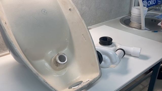 Сифоны для писсуаров со скрытой подводкой РВ-41009 и РВ-51009. Установка.
