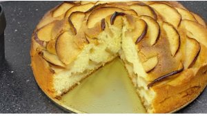 яблочный пирог