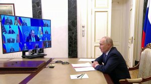 Президент обсудил с Совбезом вопросы безопасности и участие РФ в строительстве многополярного мира.