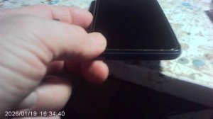 Подключение к телефону зарядного кабеля MicroUSB