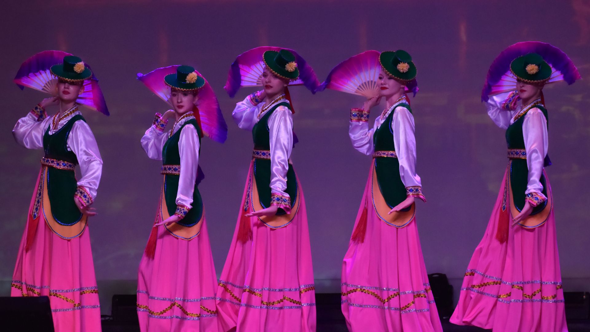 Корейский народный танец "Санчонга" смотреть онлайн