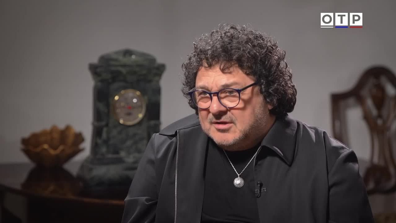 Игорь Саруханов: Мы никогда не знаем, какая песня станет хитом, и станет ли... смотреть онлайн