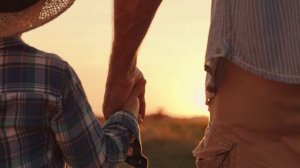 «Разочарование, иллюзии и абсурд: мои наблюдения о мире»