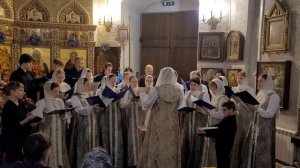 Христос раждается, славите