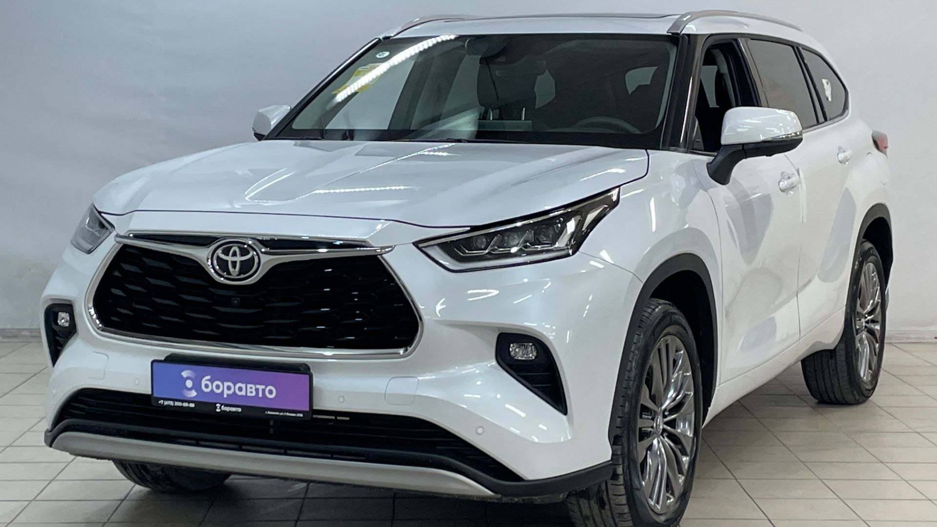 TOYOTA HIGHLANDER смотреть онлайн