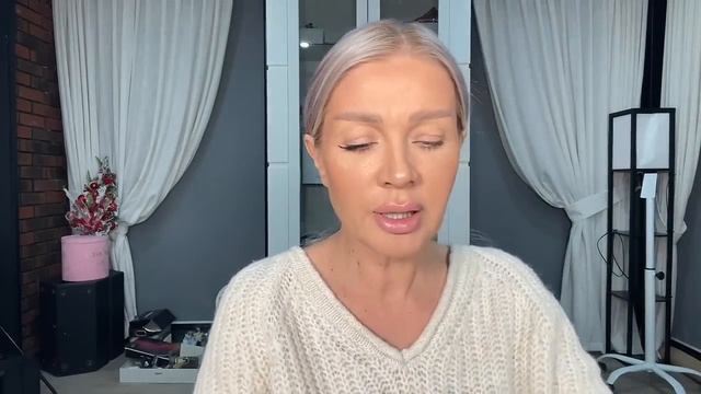 Как клеить ленточные ресницы | Эллин Святимова смотреть онлайн