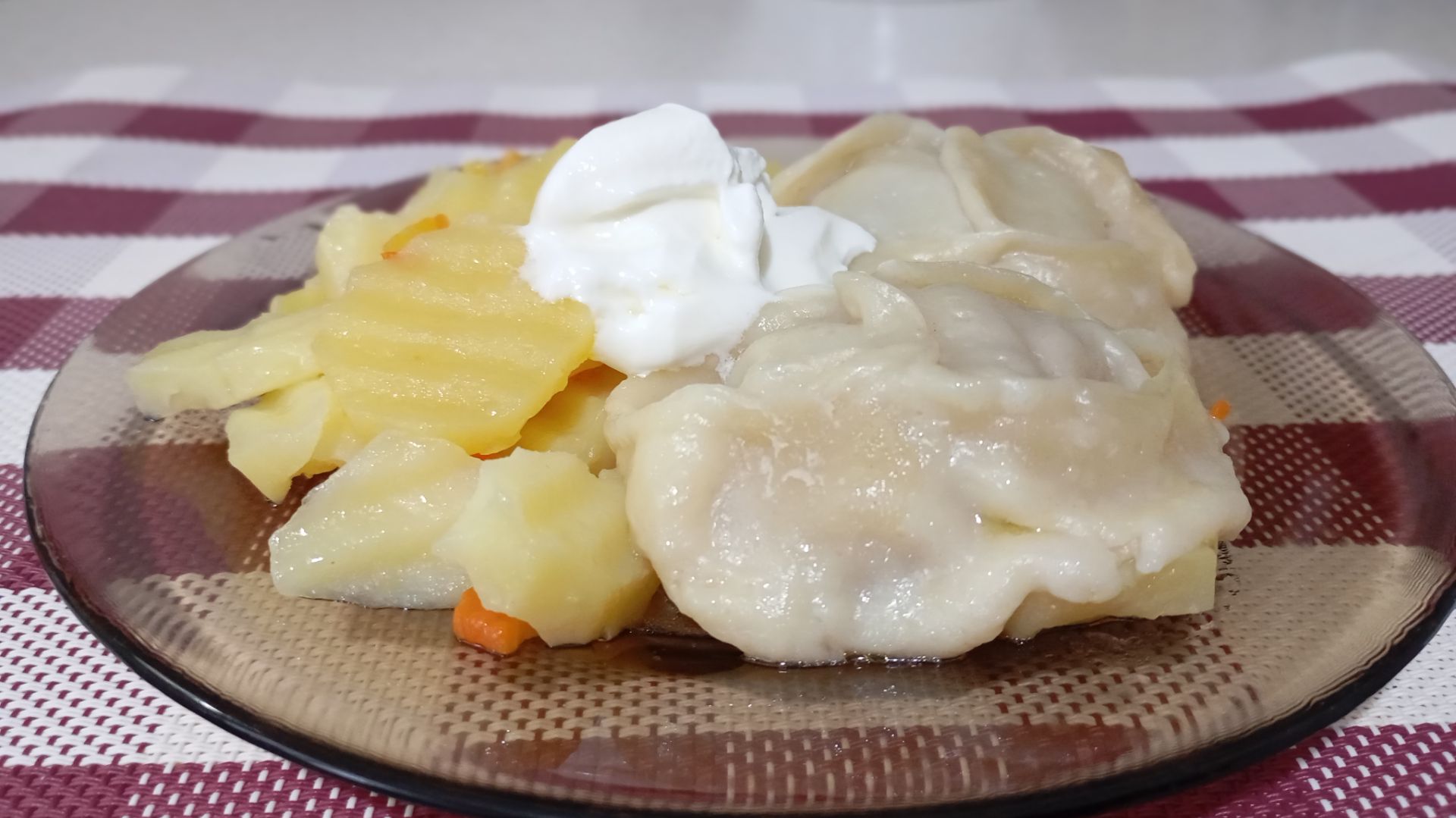 На обед МАНТЫ на Картофельной подушке. смотреть онлайн