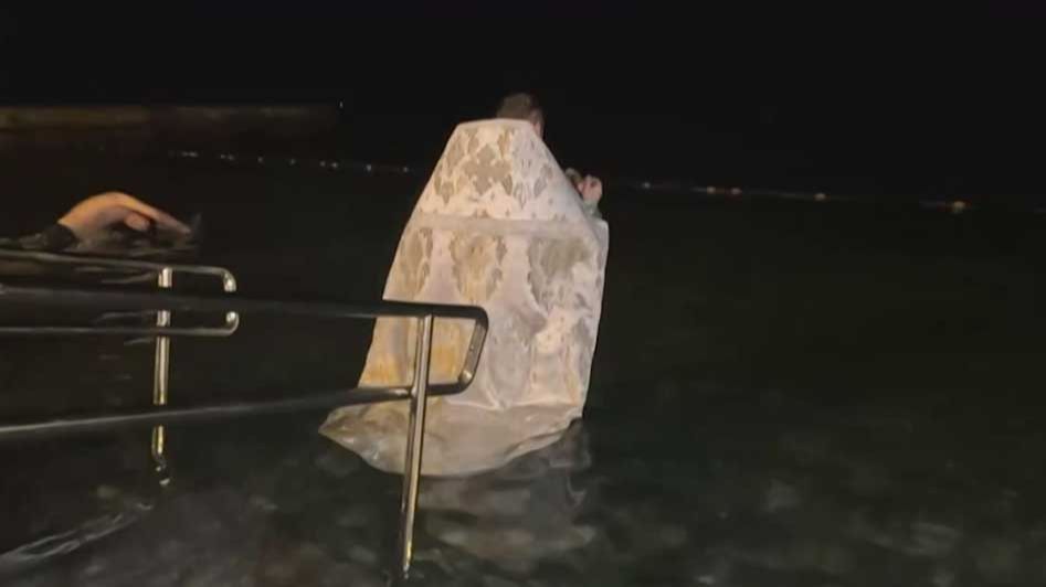 В Сочи отмечают Крещение смотреть онлайн