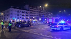 Пять человек пострадали при наезде автомобиля в Варшаве