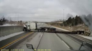 Безумные Случаи на Ледяной Дороге, Снятые на Камеру. Видео из интернета.