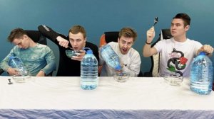 ВЛАД А4 - КТО ПЕРВЫЙ ВЫПЬЕТ 5 л. ВОДЫ ЧЕЛЛЕНДЖ !