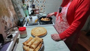 Не важно. Лёжа на диване