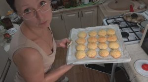 Январь 2026 г. Готовлю одежду к лету. Печенье с кокосовой стружкой к Празднику. Хачапури на сковород