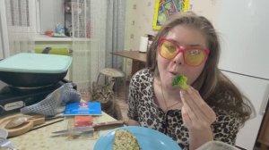 МУКБАНГ ПОРА ПОЖРАТЬ В ЧАС НОЧИ НОЧНОЙ ДОЖОР