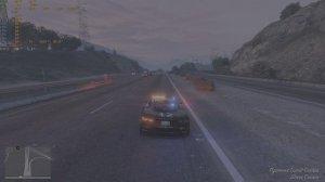 ЛЕТИТ ПАТРУЛЬ