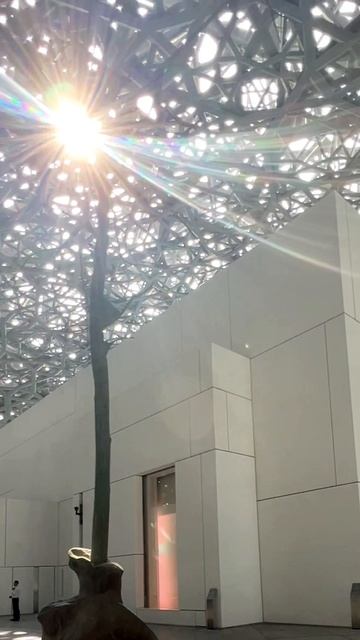 Лувр в Абу-Даби смотреть онлайн