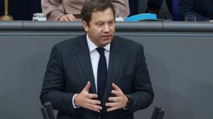 Вице-канцлер ФРГ: Евросоюз не позволит США шантажировать себя пошлинами