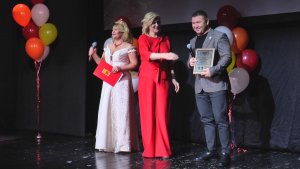 Весь прошлый год они усердно трудились над тем, чтобы внести вклад и в развитие города