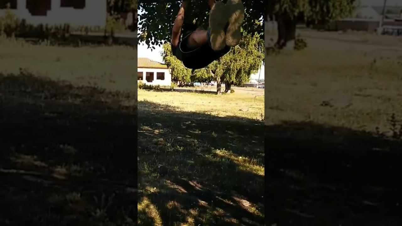 One arm pull up on left arm смотреть онлайн