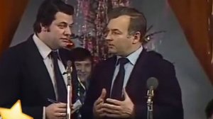 Председатель сомазарского театрального общества в СССР 	😁