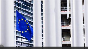 Global Times указала на продемонстрированную ЕС бесхребетность перед США