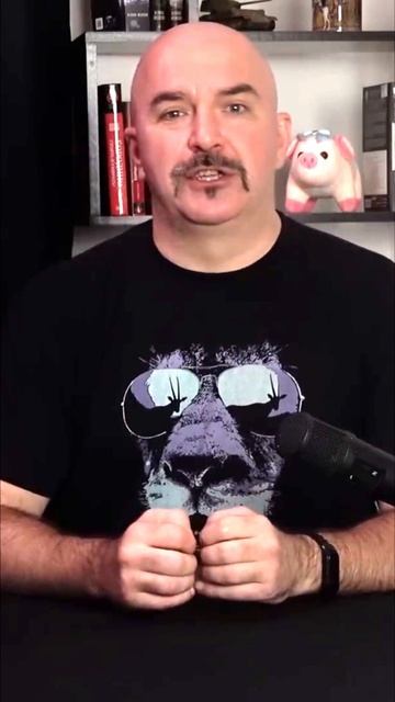 Клим Жуков про колоссальные преимущества кожаной полевой пушки смотреть онлайн