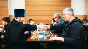 Около 180 шахматистов встретились на Епархиальном Рождественском турнире в Ханты-Мансийске