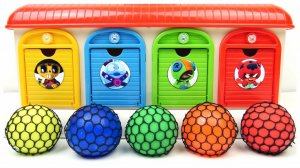 Мультики для детей и малышей. Яркие антистрессики и игрушки у гаража. Мультики залипалки