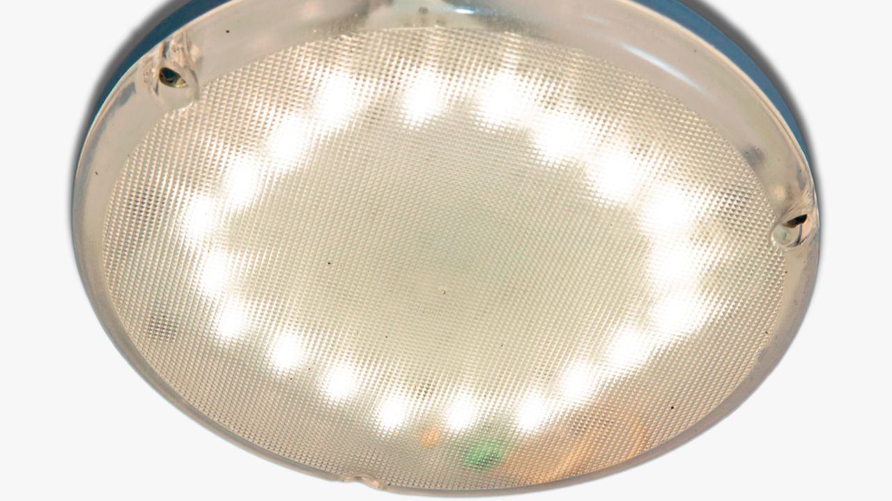 Светильник светодиодный с датчиком движения для ЖКХ смотреть онлайн