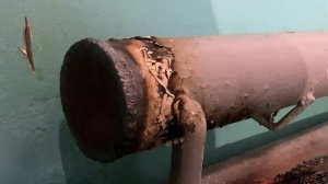 Опасная ловушка: житель Челябинска едва не сварился заживо из-за прорыва трубы