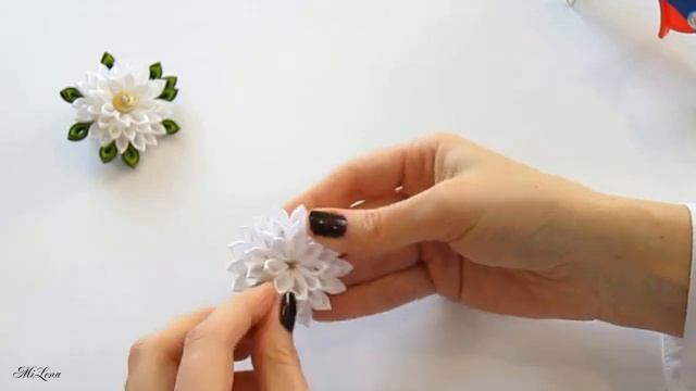 Резинки канзаши, МК _ DIY Scrunchy with Kanzashi flowers смотреть онлайн