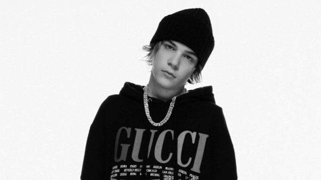 Песни исполнителя «uglystephan» смотреть онлайн