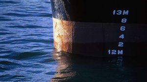 Посол РФ рассказал об ответе на планы Лондона перехватывать подсанкционные суда